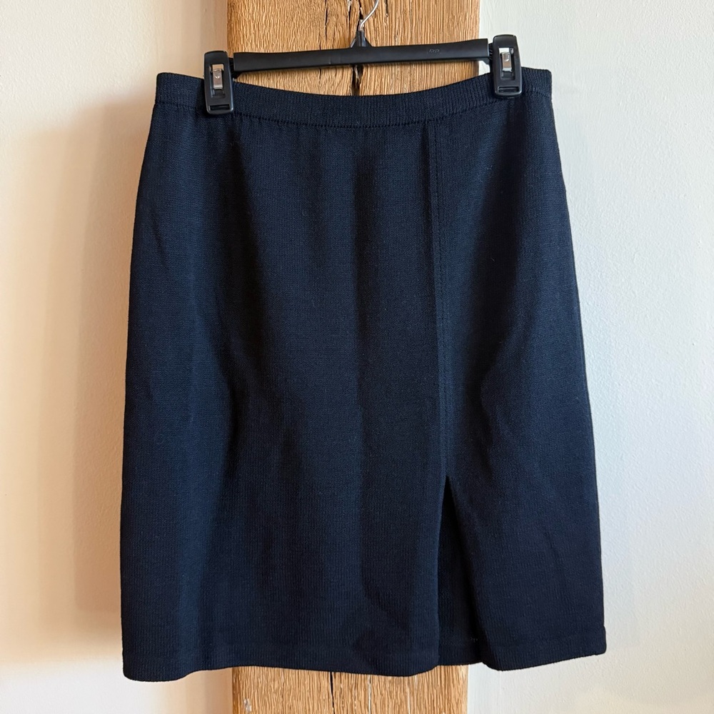 St. John Knit Slit Pencil Skirt - Black Sz 10